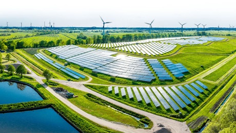 Magazine article aboutSolar-farms-Balancing-power-amidst-competing-interests 